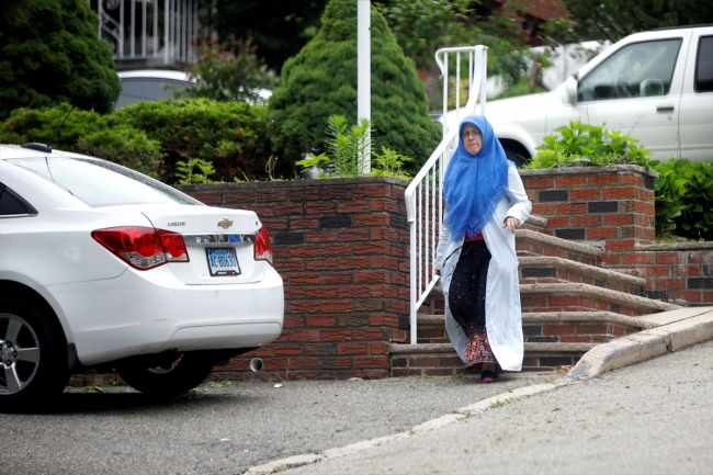 FETÖ firarisi Adil Öksüz'ün eşi ABD'de görüntülendi